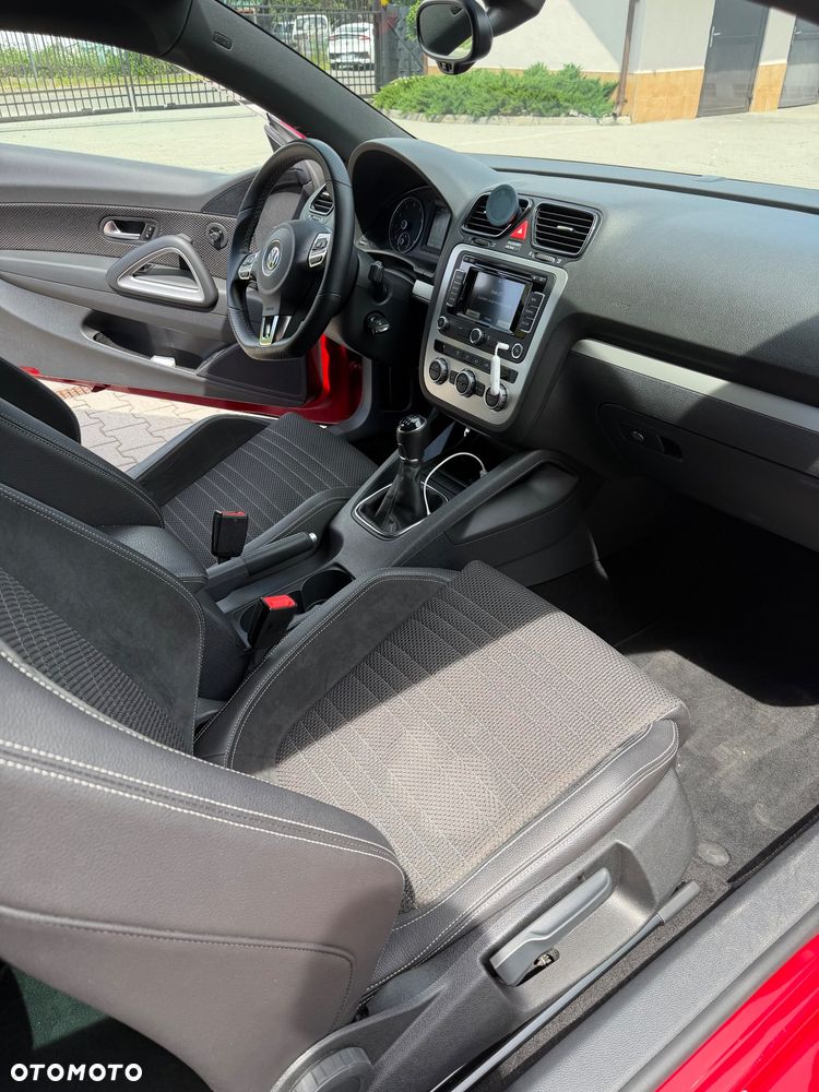 Volkswagen Scirocco 2.0 TSI - 9