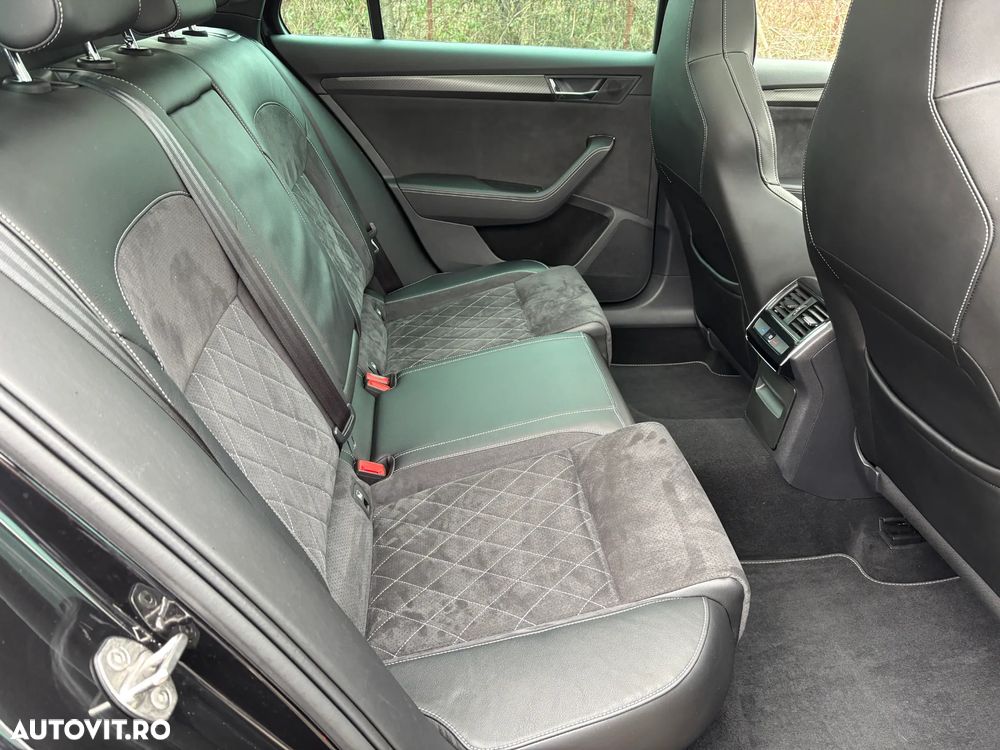 Skoda Superb 1.5 TSI DSG Sportline - 7