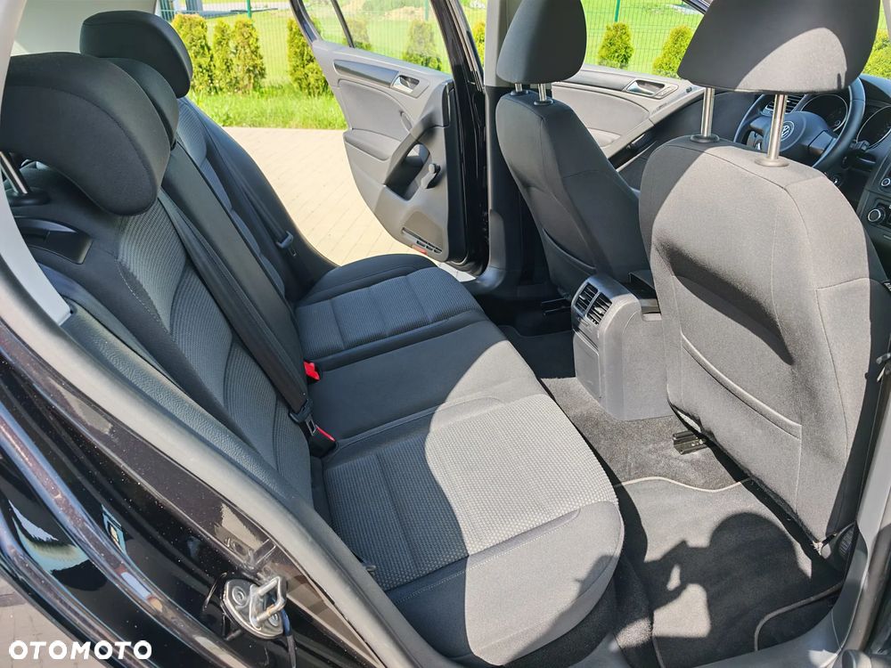 Volkswagen Golf 1.6 Comfortline - 22