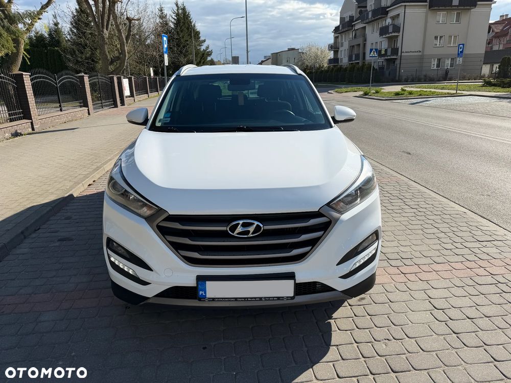 Hyundai Tucson 1.7 CRDI BlueDrive GO 2WD - 2