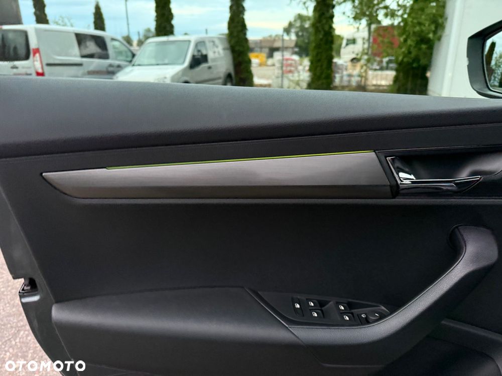 Skoda Karoq 1.0 TSI GPF 4x2 Ambition - 25