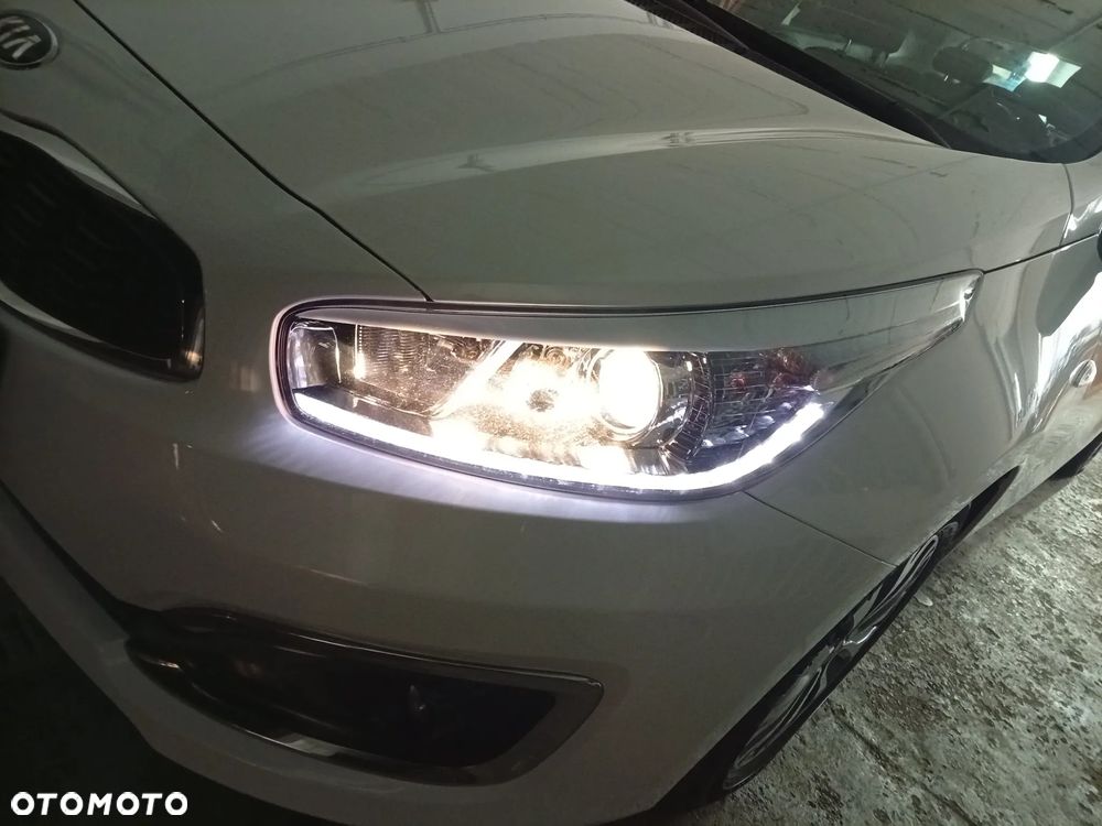 Kia Ceed - 40