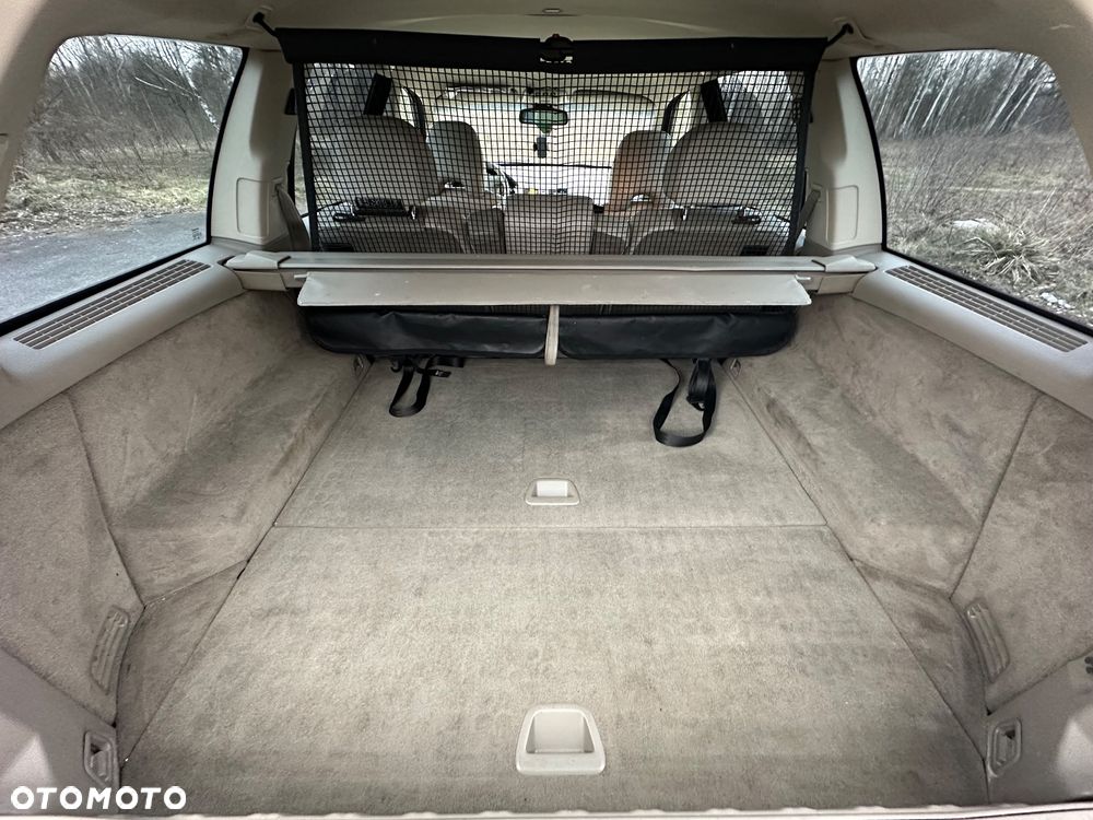 Volvo XC 90 - 9