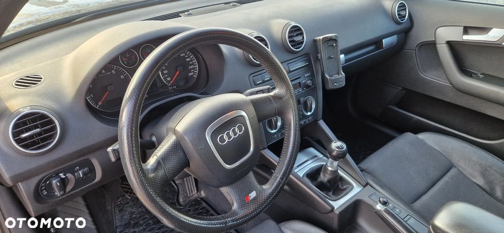 Audi A3 Sportback 2.0 FSI Attraction - 8