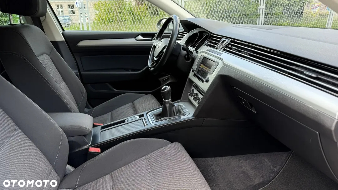 Volkswagen Passat 1.4 TSI BMT ACT Highline - 31