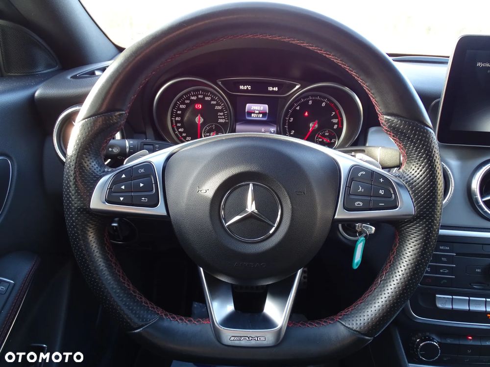 Mercedes-Benz CLA 200 7G-DCT AMG Line - 26