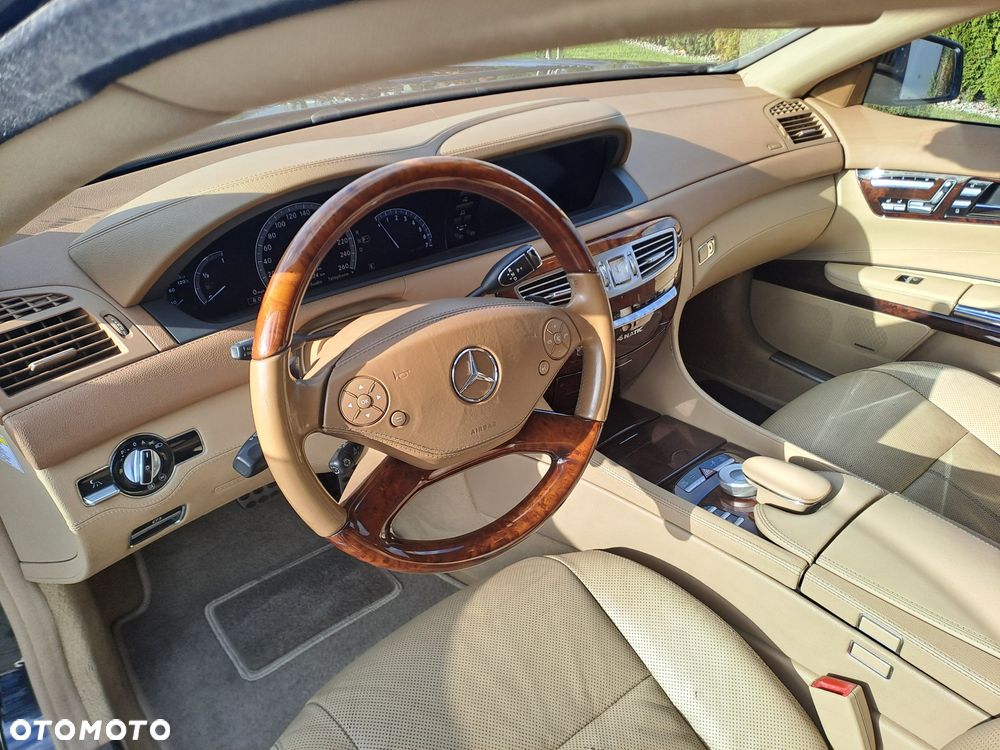 Mercedes-Benz CL - 6
