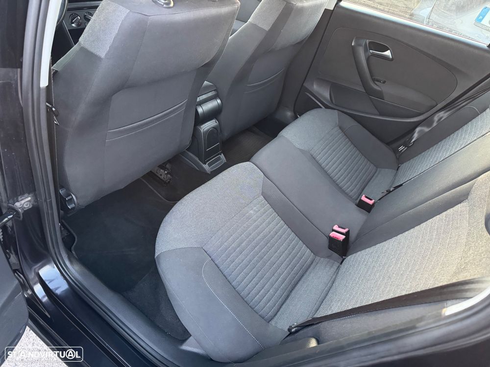 VW Polo 1.6 TDI Confortline BlueMotion - 9