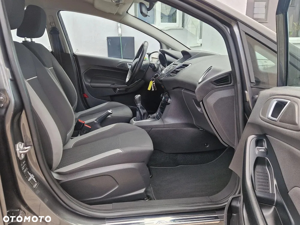 Ford Fiesta 1.5 TDCi Titanium - 8