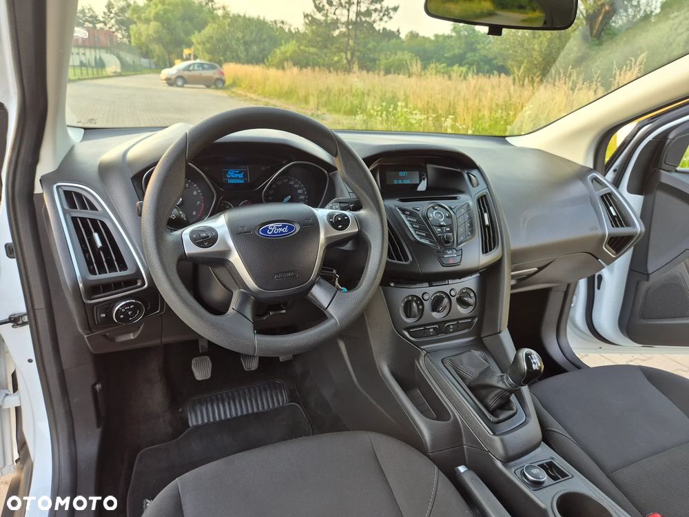 Ford Focus 1.0 EcoBoost Start-Stopp-System Ambiente - 27