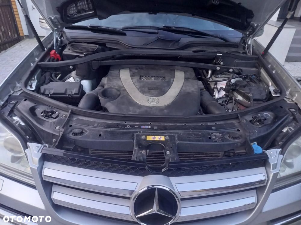 Mercedes-Benz GL 450 4Matic 7G-TRONIC - 5