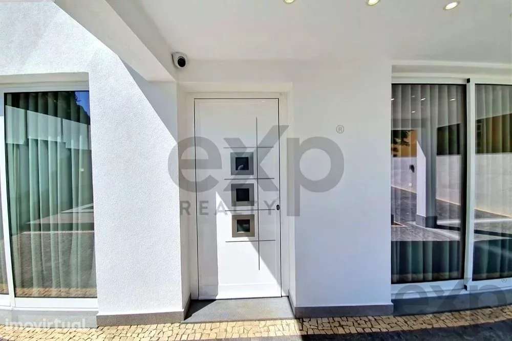 "Moradia dos Sonhos no Coração de Machico" - Grande imagem: 5/30