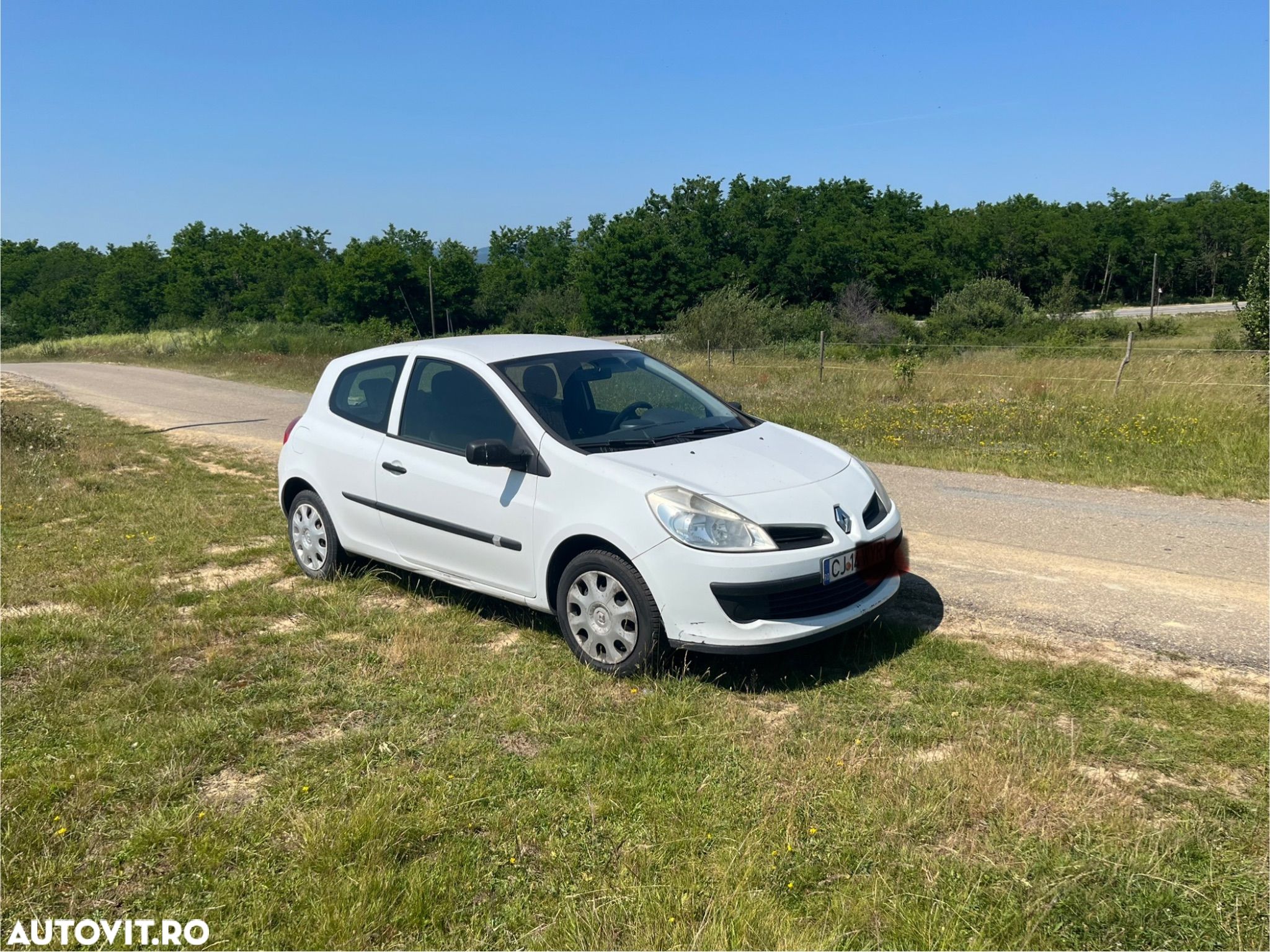 Renault Clio 1.5 dCi Authentique - 1
