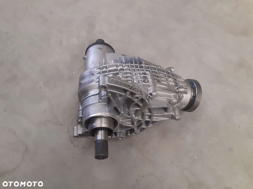 REDUKTOR PRZEKŁADNIA KĄTOWA SKRZYNIA ROZDZIELCZA VW T6 4X4 0AX409053B - 1