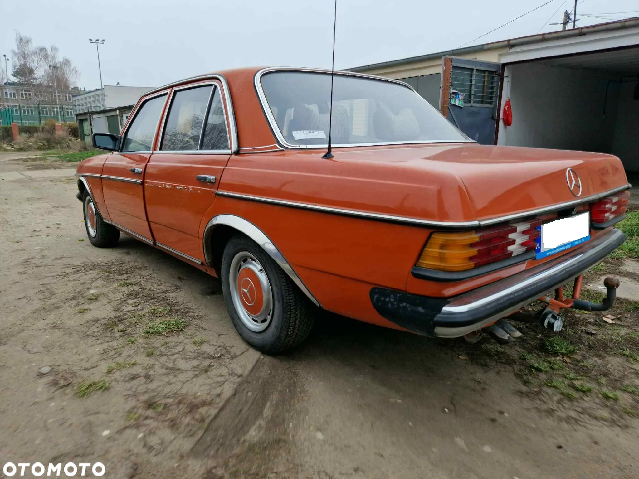 Mercedes-Benz W123 - 4
