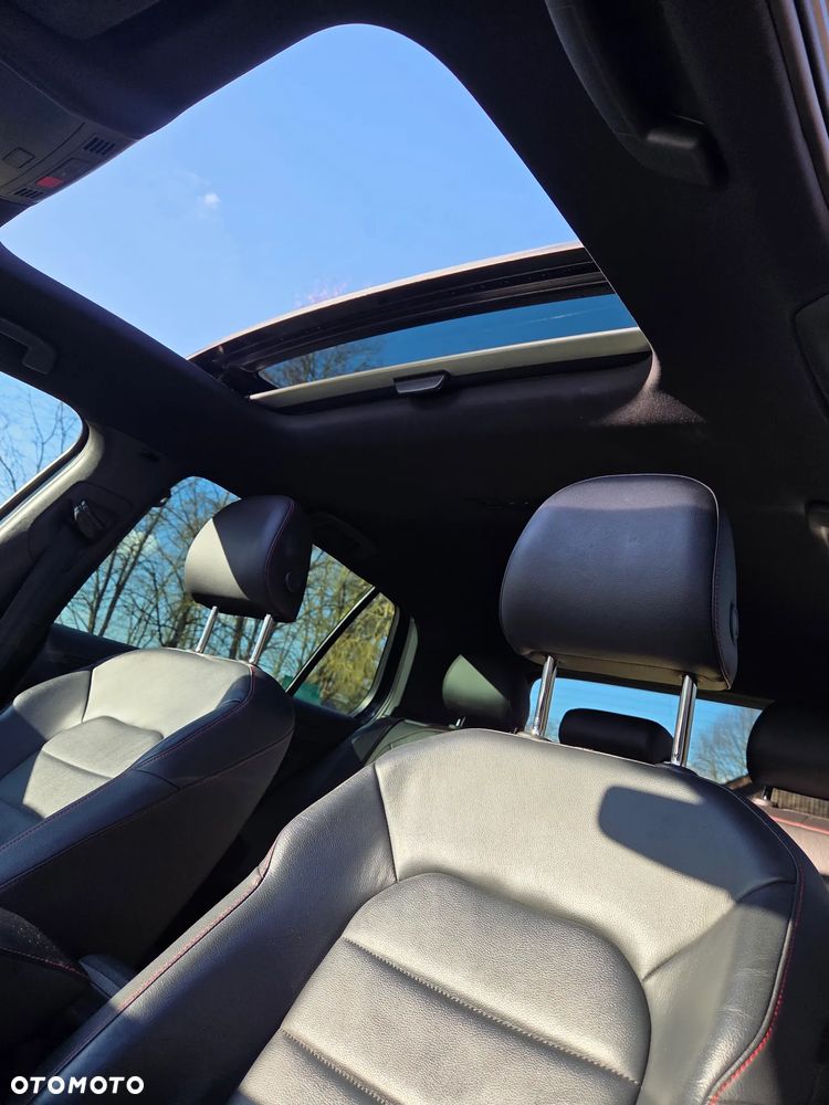 Volkswagen Golf 2.0 TSI BMT GTI Performance - 11