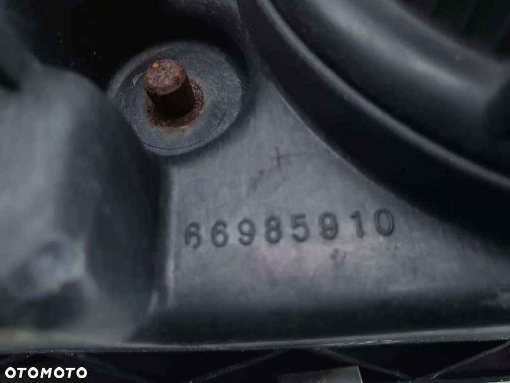 LAMPA LEWA REFLEKTOR KIERUNKOWSKAZ  IVECO EUROCARGO - 12