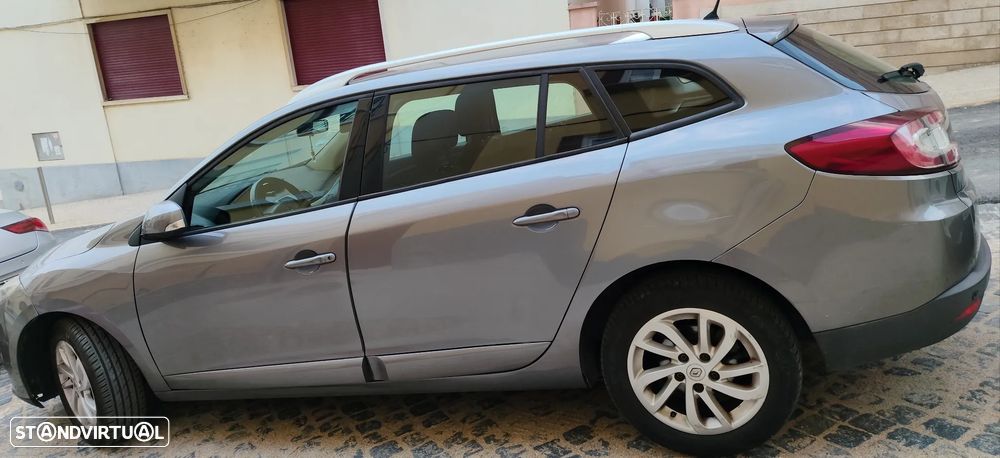 Renault Mégane Sport Tourer 1.5 dCi Confort SS - 2