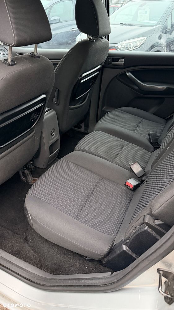 Ford C-MAX 1.8 Style+ - 9