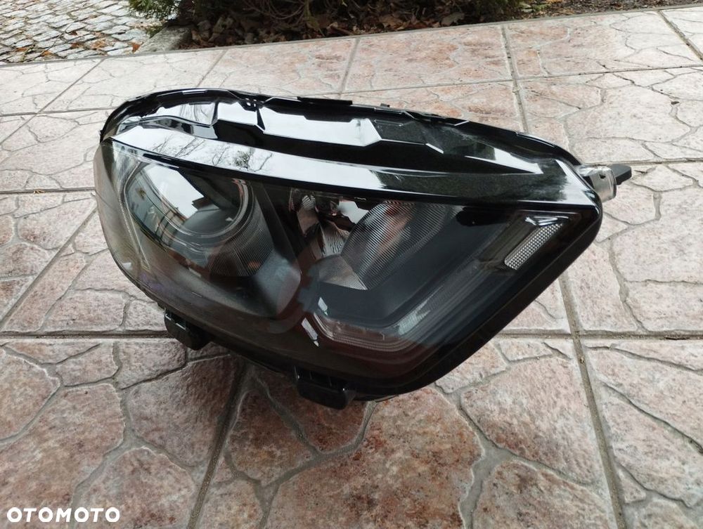 Lampa prawa LED Ford EcoSport LIFT 2017-2022 GN15-13D154-HE - 2