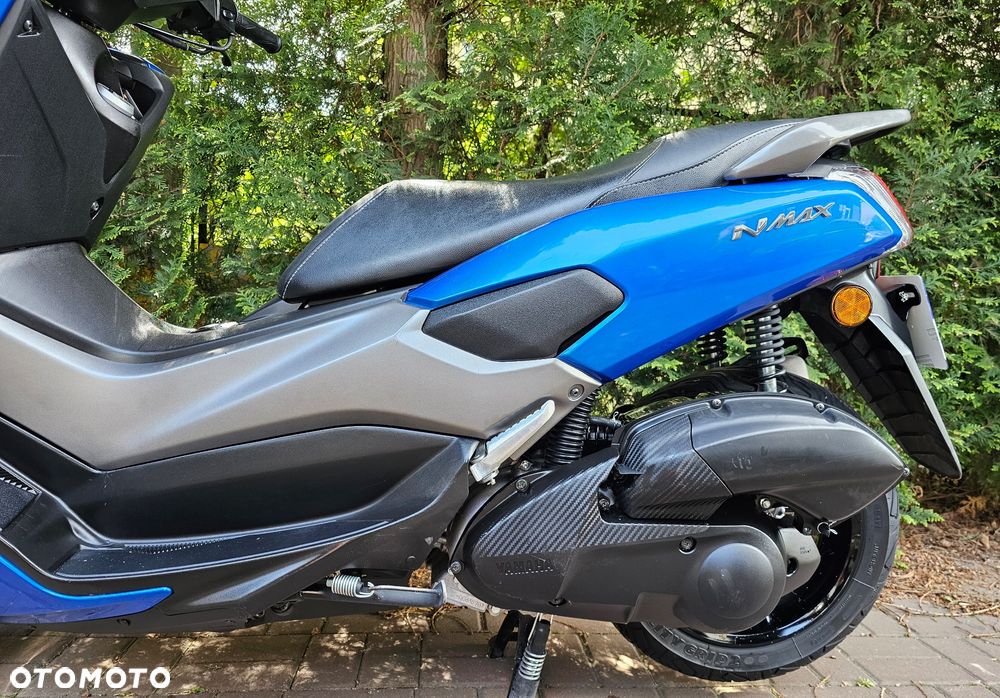 Yamaha NMAX - 10