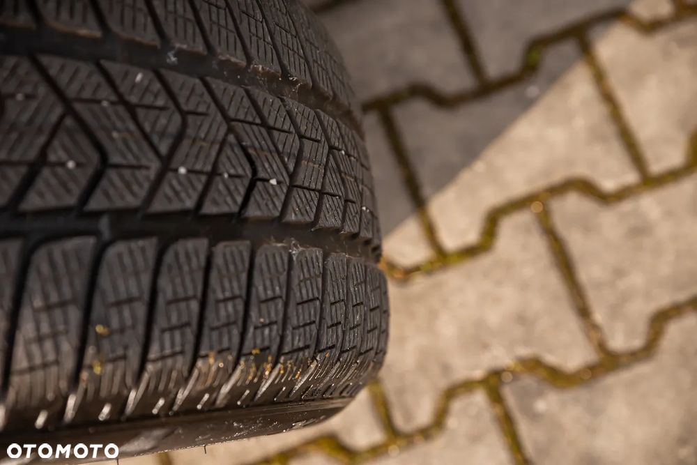 BMW X5 xDrive48i - 31