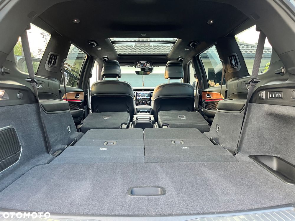 Jeep Grand Cherokee - 38