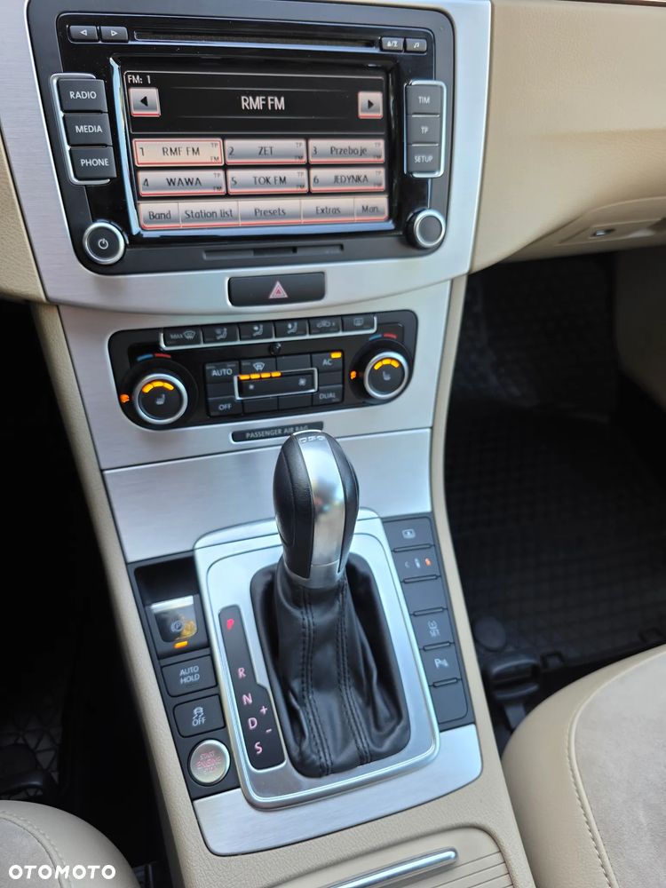 Volkswagen Passat 2.0 TSI Highline DSG - 10
