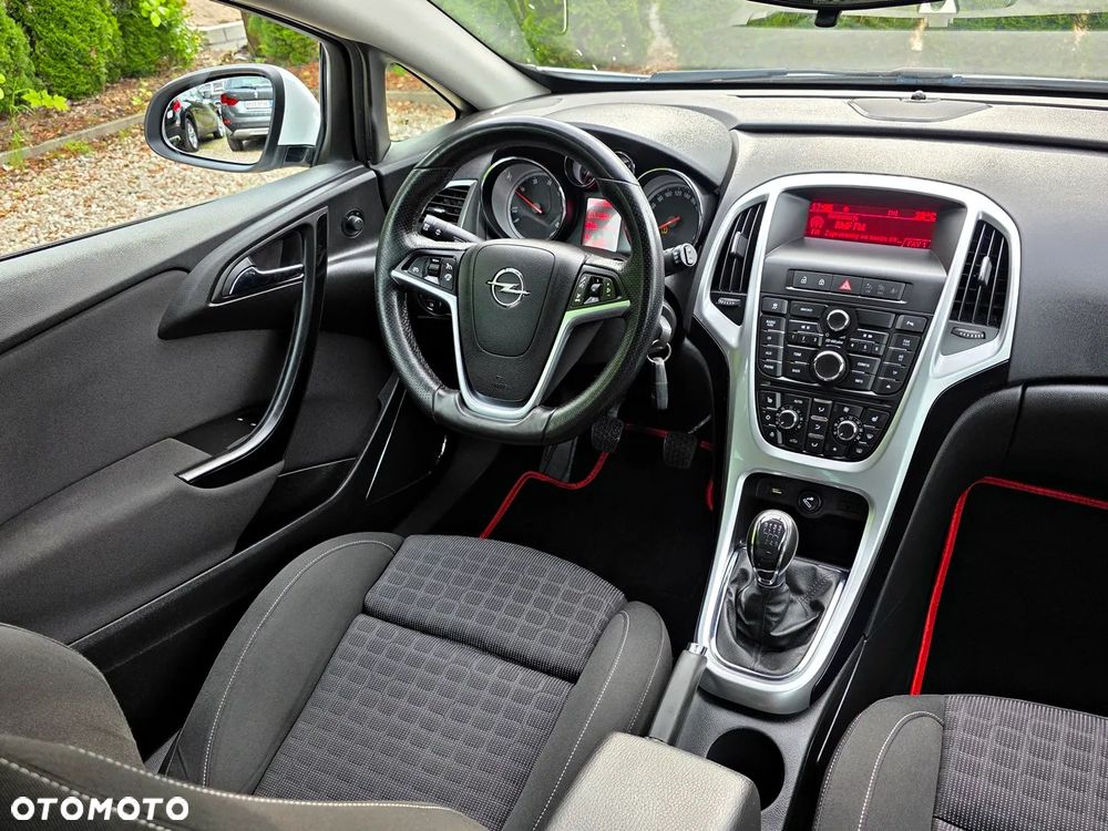 Opel Astra - 25