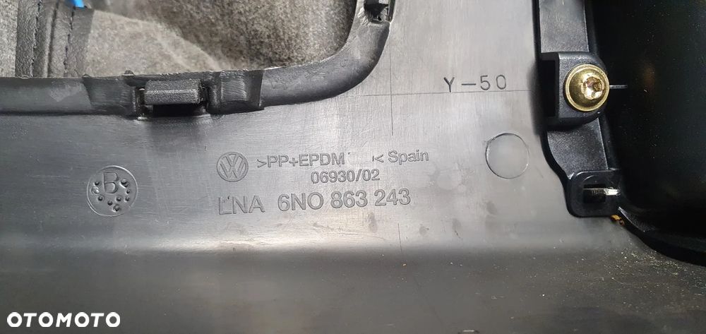 Tunel środkowy osłona tunelu mieszek gałka VW Polo 6N2 - 7