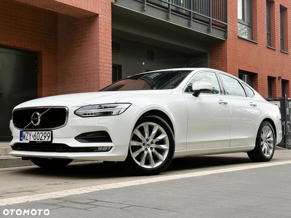 Volvo S90 D4 Momentum - 22