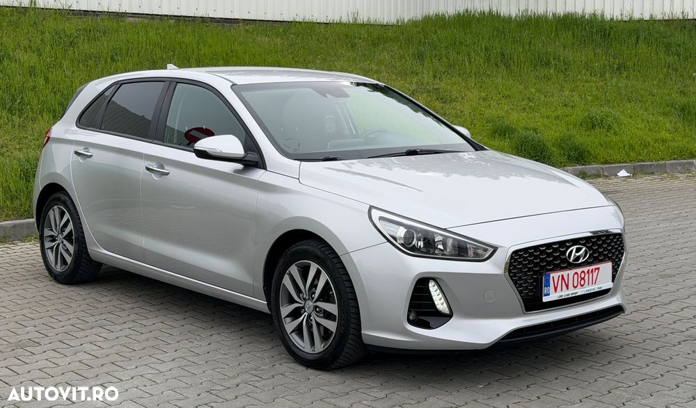 Hyundai i30 1.6 CRDI Premium - 23