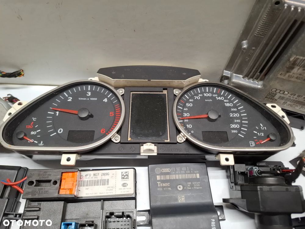 ZESTAW STARTOWY STACYJKA KOMPUTER LICZNIK AUDI A6 C6 3.0TDI BMK AUTOMAT  WYSYLKA VAT - 5