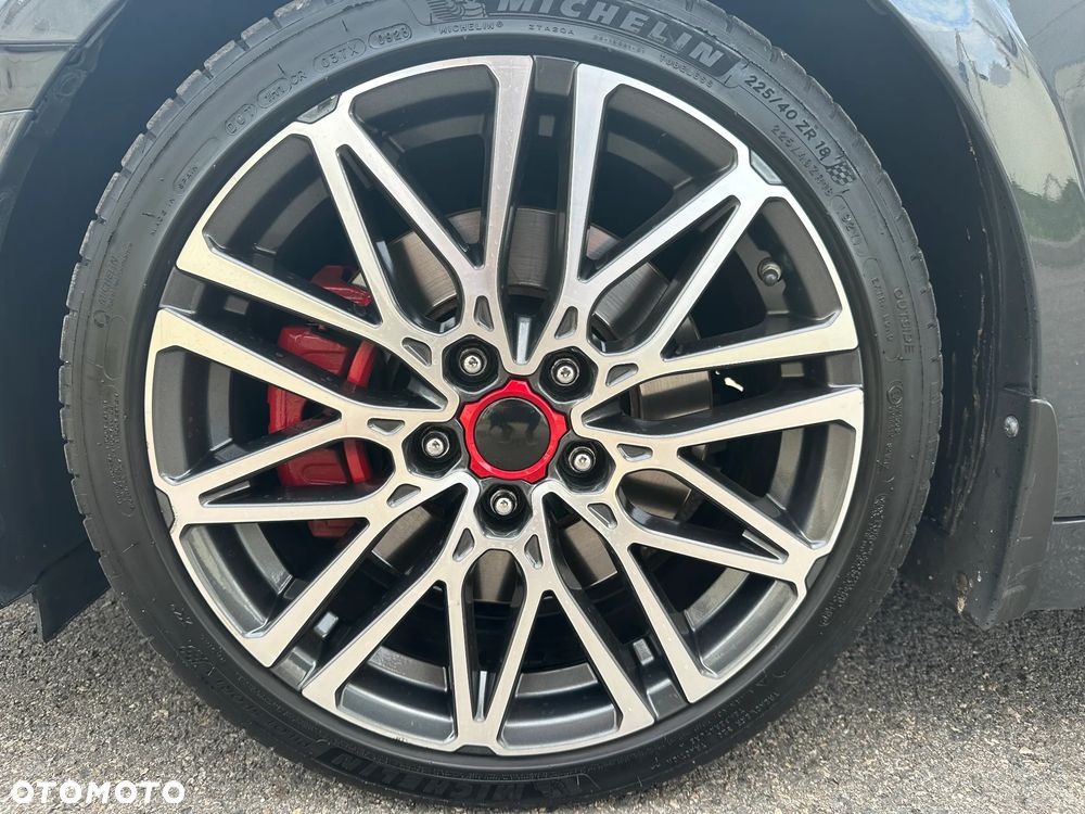 Kia ProCeed 1.6 T-GDI GT DCT - 41
