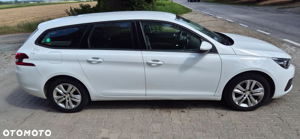 Peugeot 308 1.2 PureTech GPF Access S&S - 4