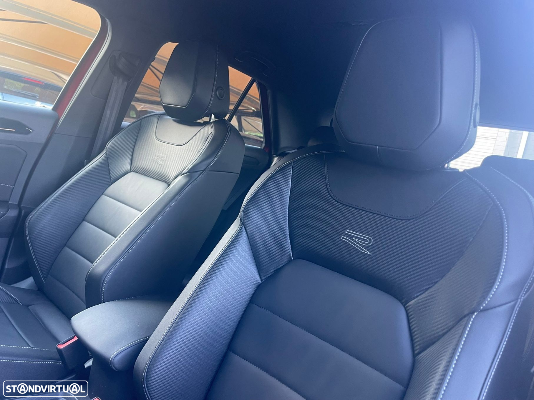 VW T-Roc 1.5 TSI R-Line DSG - 8