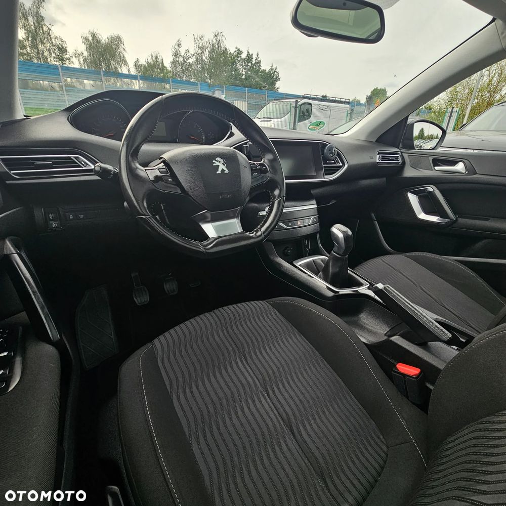Peugeot 308 - 28