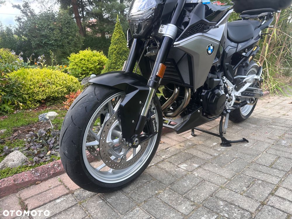 BMW F - 6