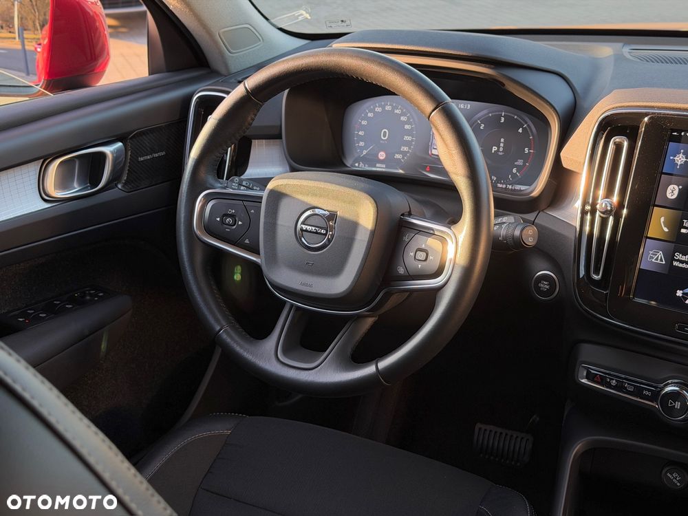 Volvo XC 40 D3 Geartronic Momentum Core - 16