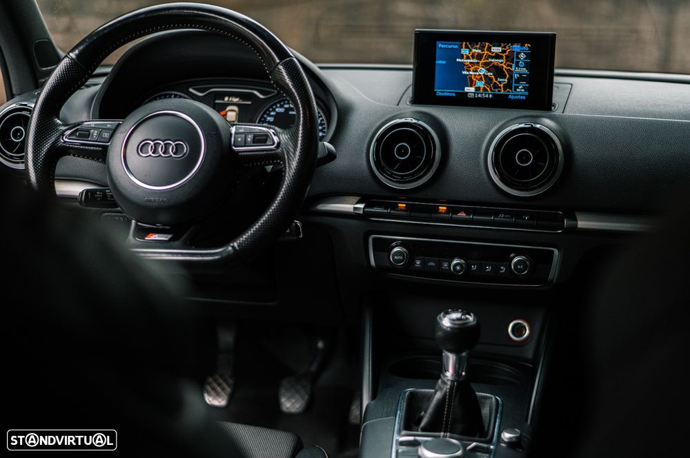 Audi A3 Limousine 2.0 TDI (clean diesel) S line Sport Pack - 4