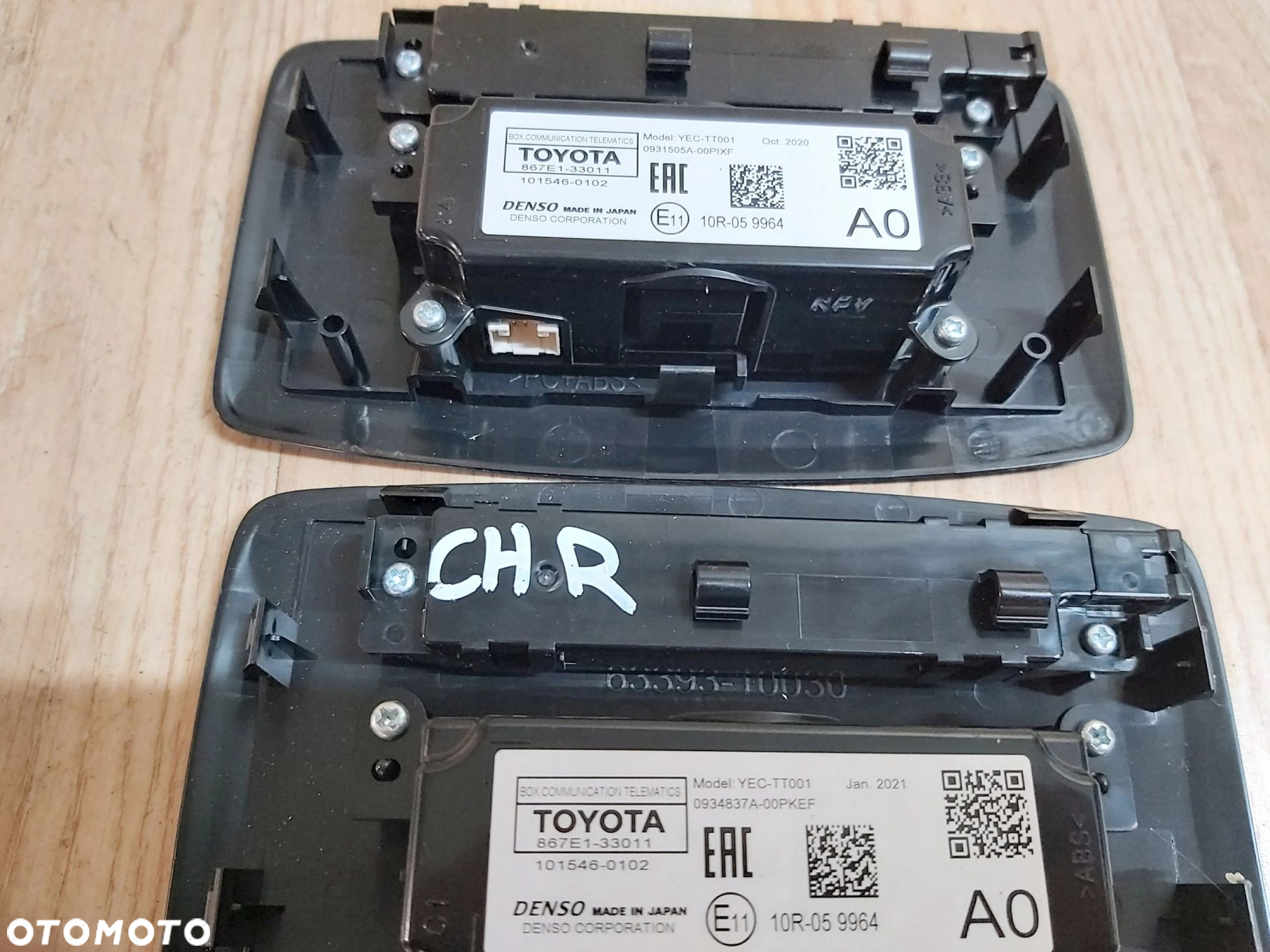 Toyota C-HR Lexus mikrofon podsufitki BOX 867E1-33011 - 3