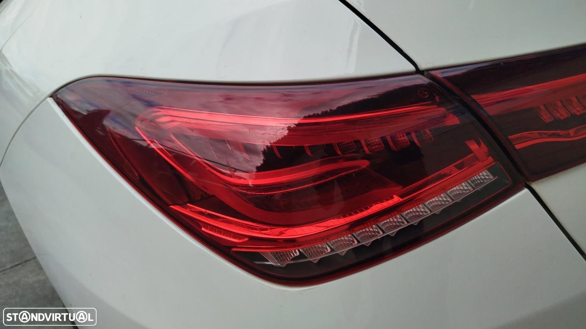 Farolim esquerdo MERCEDES-BENZ CLA Coupé (C118) - 1