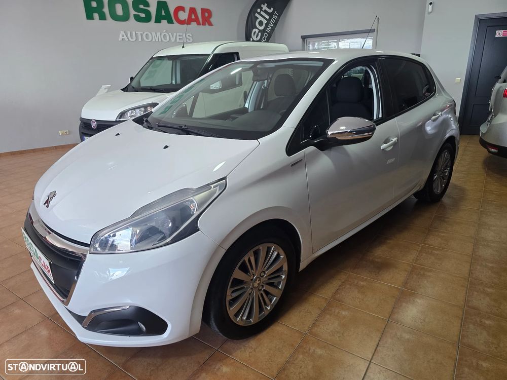 Peugeot 208 1.6 BlueHDi Style - 3