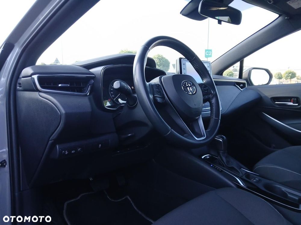 Toyota Corolla 1.8 Hybrid Comfort - 22