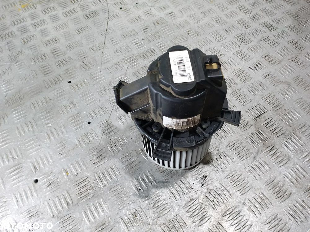 WENTYLATOR NAWIEWU, DMUCHAWA PEUGEOT 301 5P4330000 1.6 VTI - 1