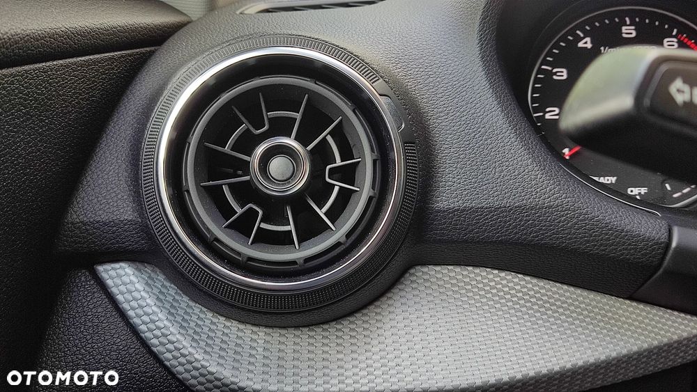 Audi Q2 35 TFSI S tronic - 33