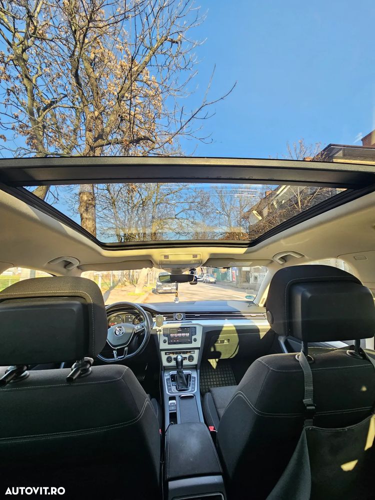 Volkswagen Passat 2.0 TDI DSG (BlueMotion Technology) Comfortline - 18