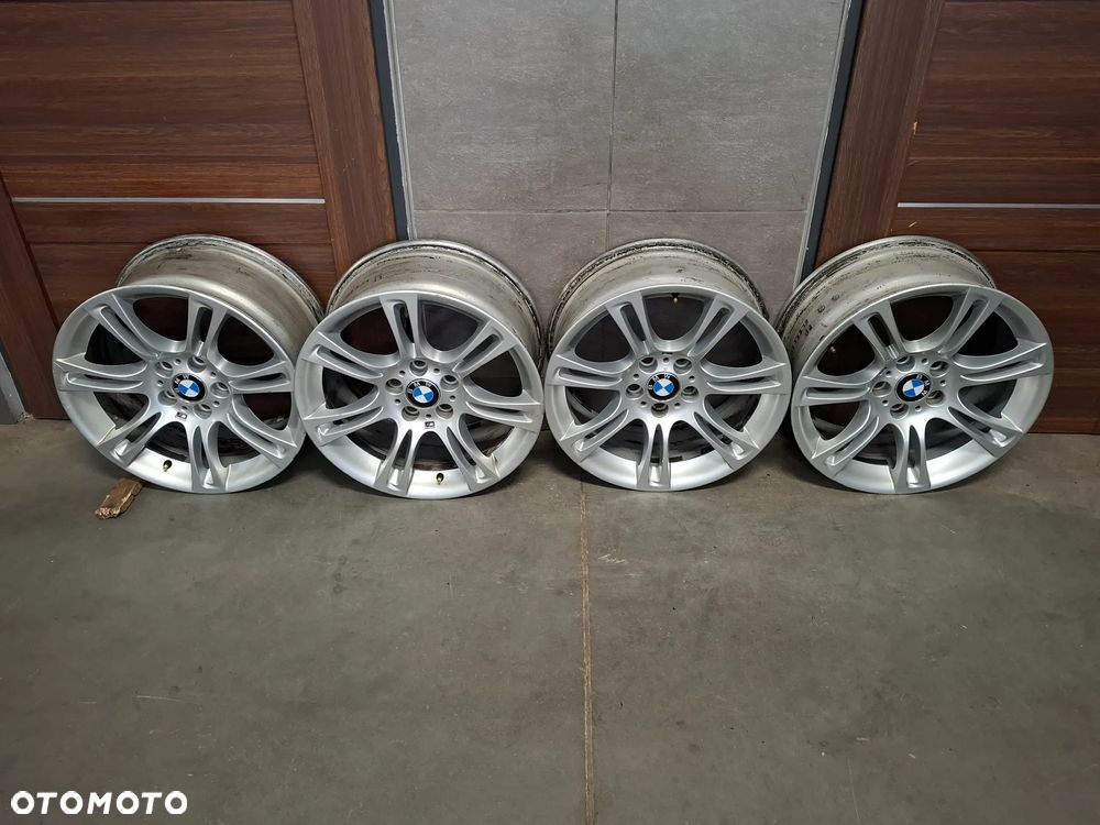 Felgi aluminiowe 18 CALI BMW F10 oryginał M-Pakiet - 1