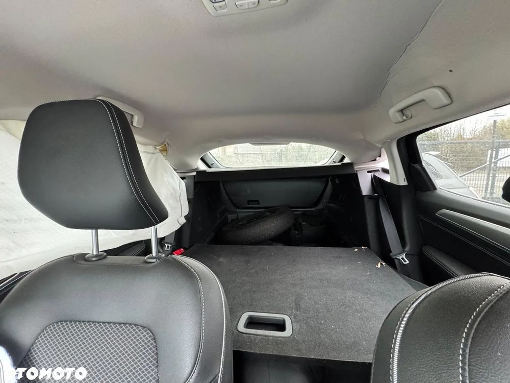 Renault Arkana E-TECH 145 INTENS - 13