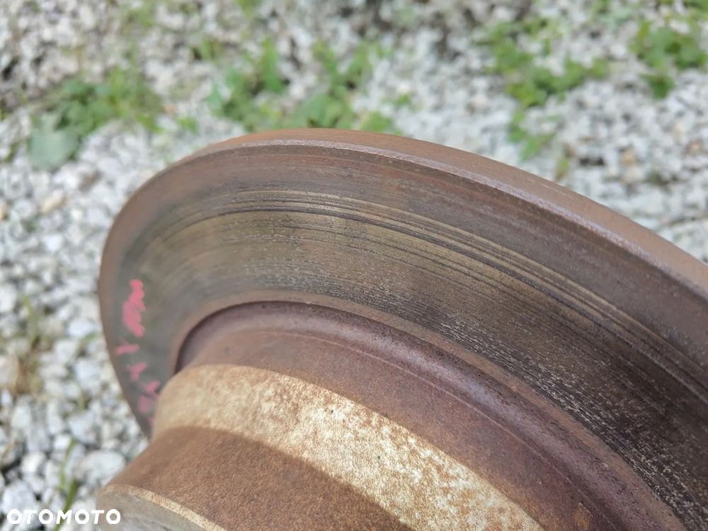 MERCEDES W211 Tarcze Hamulcowe Z Klockami Pełne Niewentylowane 2.2 2.7 - 12